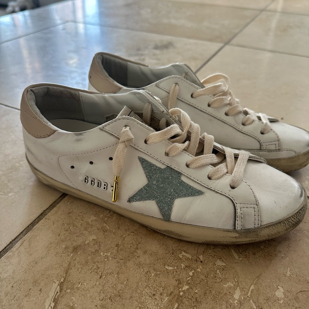 golden goose superstar low top sneaker